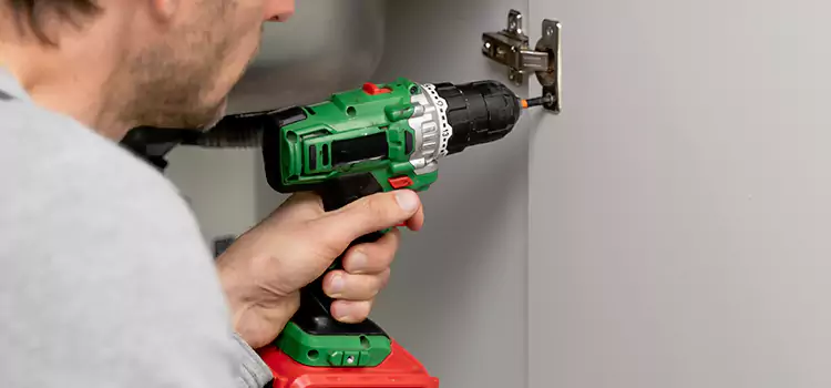 Commercial Door Hinge Repair Kearney